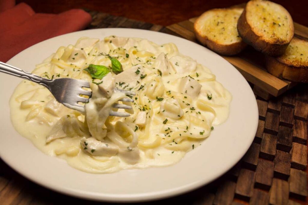 Fettuccine-Alfredo