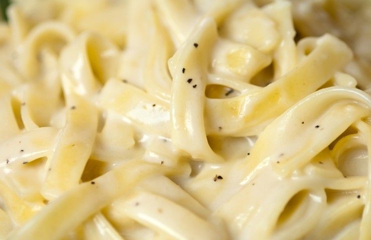 Storia-delle-Fettuccine-Alfredo